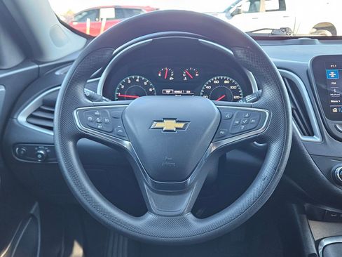Used 2024 Chevrolet Malibu LT image 15