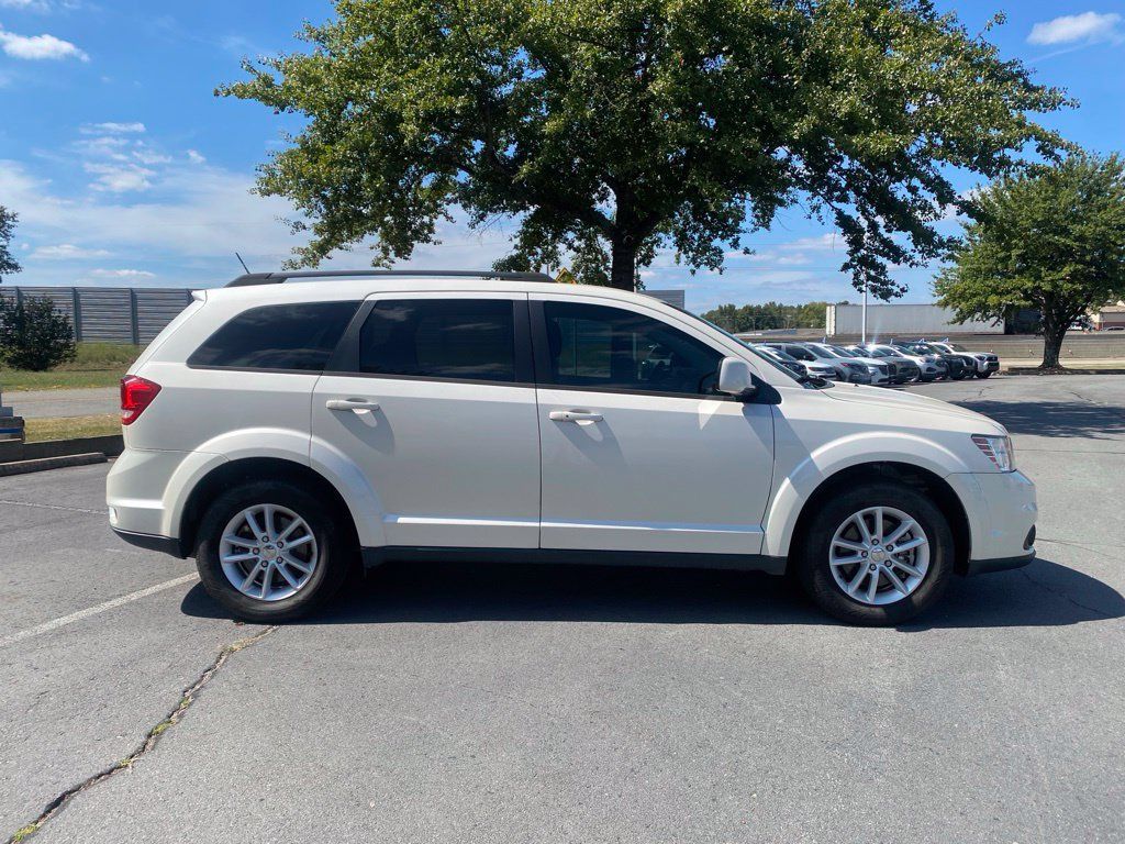 Used 2015 Dodge Journey SXT w/ Flexible Seating Group FWD image 8