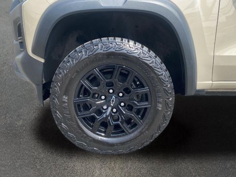 Used 2024 Chevrolet Colorado Trail Boss w/ Advanced Trailering Package AWD/4WD image 11