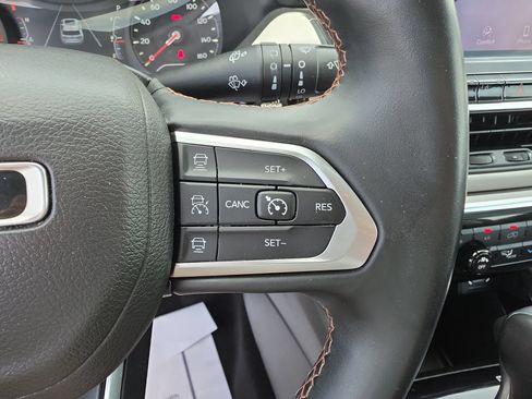 Used 2022 Jeep Compass Limited AWD/4WD image 24