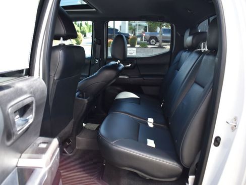 Certified 2021 Toyota Tacoma Limited image 20