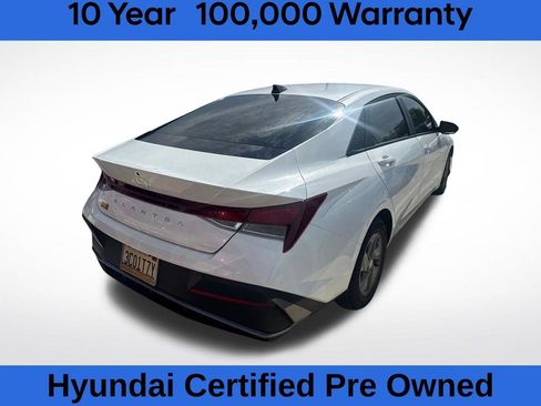 Used 2026 Hyundai Elantra SE FWD image 3