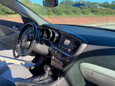 Used 2014 Kia Optima EX w/ EX Premium Package image 9