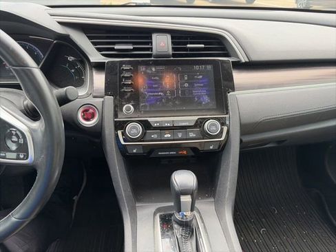 Used 2019 Honda Civic EX image 10