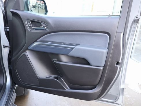 Used 2018 Chevrolet Colorado Z71 image 33