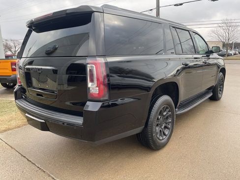Used 2018 GMC Yukon XL SLT image 8