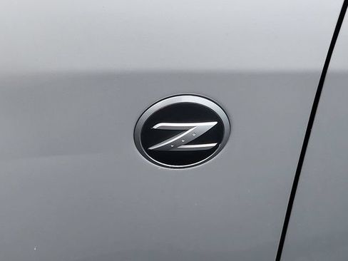 Used 2006 Nissan 350Z Touring RWD image 30
