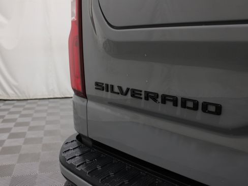 Used 2025 Chevrolet Silverado 1500 RST AWD/4WD image 27