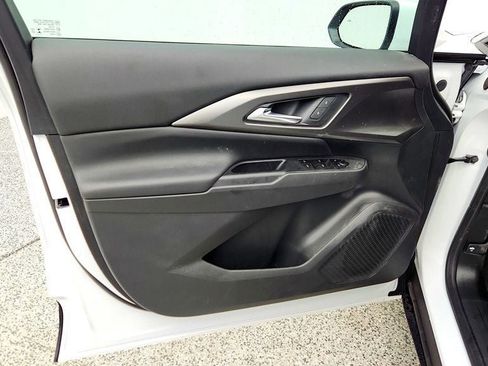 Used 2026 Chevrolet Equinox EV LT image 10