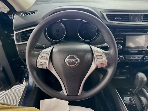 Used 2016 Nissan Rogue S image 13