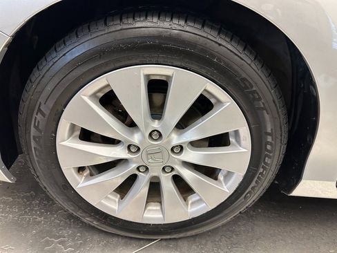 Used 2015 Honda Accord EX-L image 37