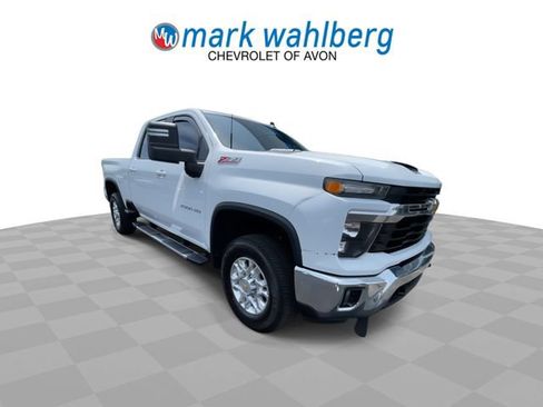 Certified 2025 Chevrolet Silverado 2500 LT AWD/4WD image 2