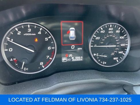 Used 2024 Subaru Crosstrek 2.0i Premium AWD/4WD image 8