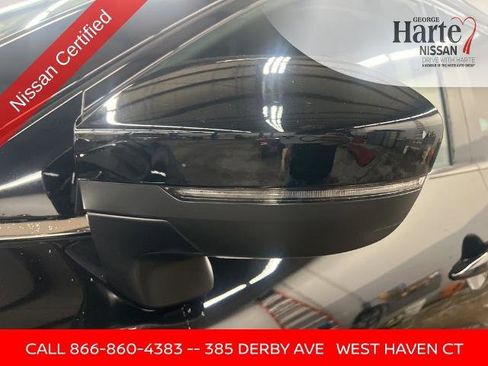 Certified 2025 Nissan Pathfinder SV w/ SV Premium Package image 9