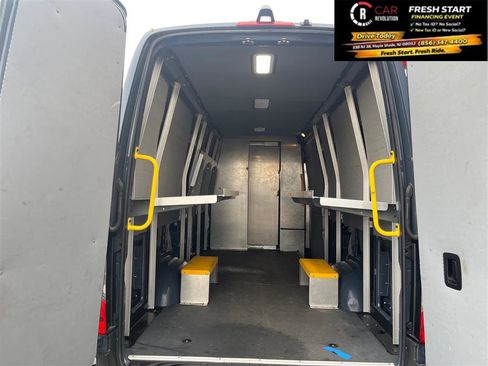 Used 2019 Mercedes-Benz Sprinter 170 image 7