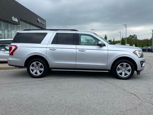Used 2019 Ford Expedition Max XLT w/ Equipment Group 202A image 9