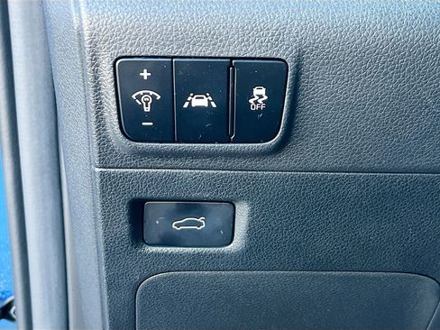 Used 2022 Kia K5 GT-Line image 9