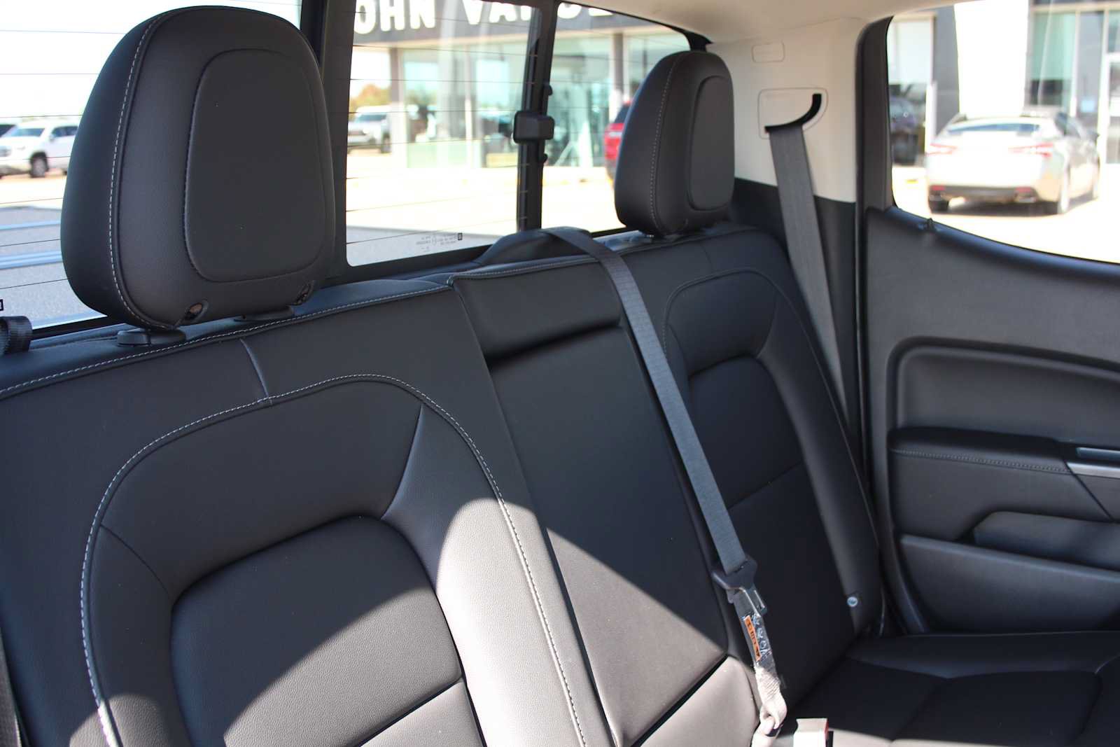 Used 2022 GMC Canyon Elevation w/ Elevation Premium Package AWD/4WD image 23