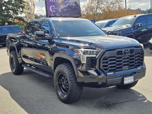 Used 2024 Toyota Tundra Limited w/ TRD Off-Road Package image 7