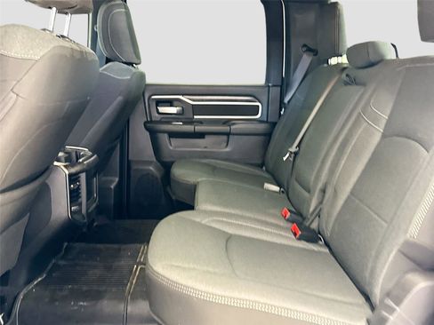 Used 2024 RAM 3500 Big Horn w/ Sport Appearance Package AWD/4WD image 5