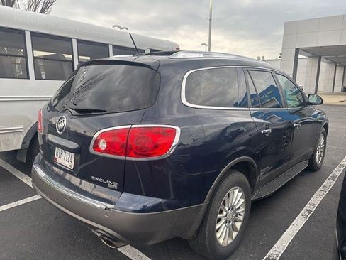 Used 2011 Buick Enclave CXL image 6