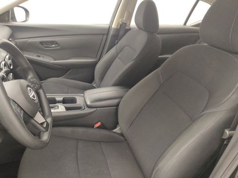 Used 2025 Nissan Sentra S FWD image 17