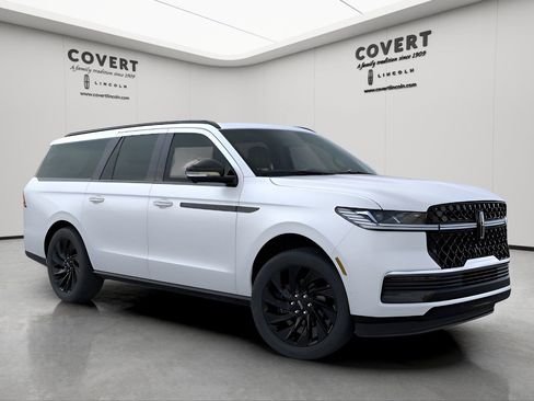 New 2026 Lincoln Navigator L Reserve image 6