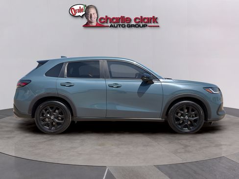 Used 2023 Honda HR-V Sport image 6