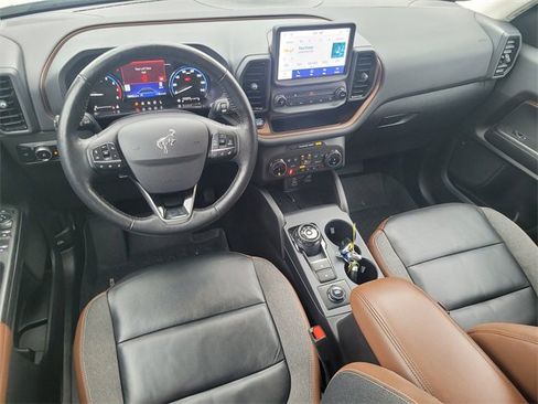 Used 2023 Ford Bronco Sport Outer Banks w/ Tech Package image 8