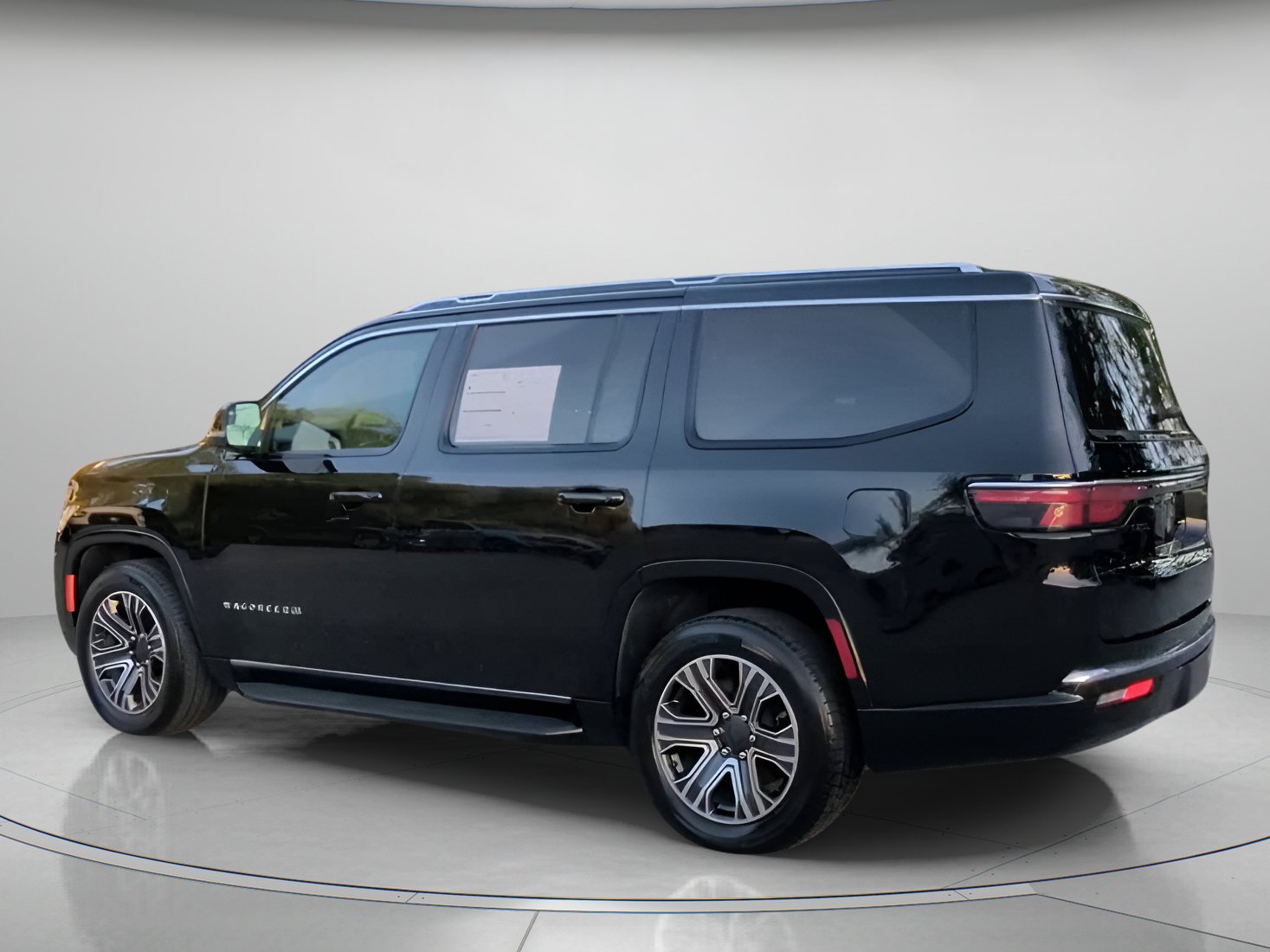 Used 2024 Jeep Wagoneer Series II AWD/4WD image 19