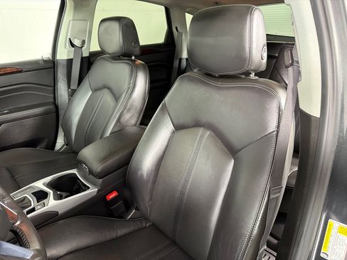 Used 2016 Cadillac SRX Luxury FWD image 13