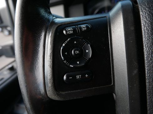 Used 2016 Ford F350 Lariat image 22