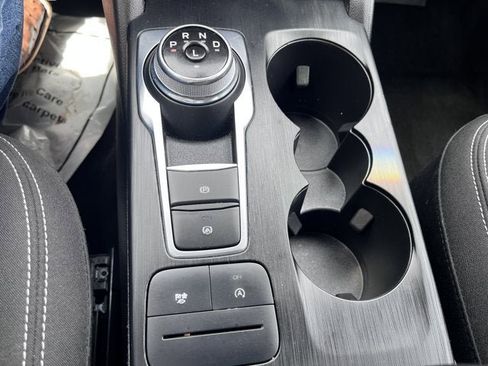 Used 2025 Ford Escape Active image 17