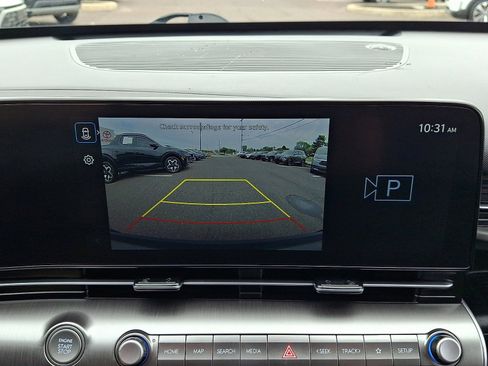 Used 2024 Hyundai Kona SEL AWD/4WD image 17