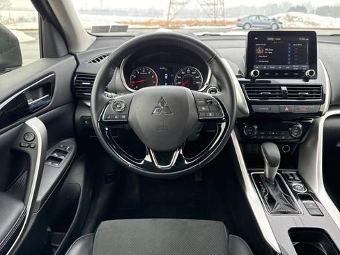 Used 2025 Mitsubishi Eclipse Cross SE image 16