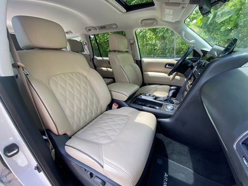 Used 2023 Nissan Armada Platinum w/ Captain's Chairs Package AWD/4WD image 42