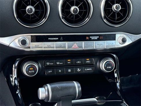 Certified 2022 Kia Stinger GT-Line w/ Sun & Sound Package image 22
