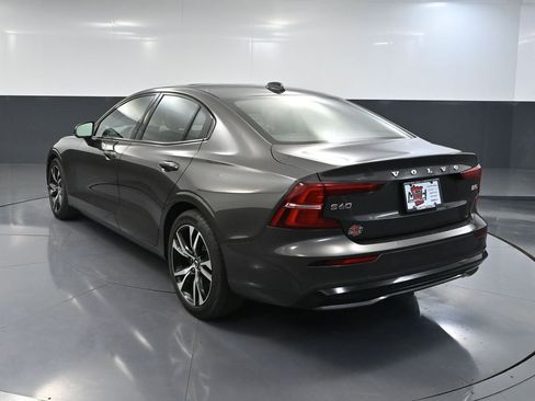Used 2024 Volvo S60 B5 Core FWD image 6