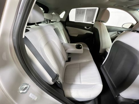 Used 2023 Hyundai Kona SEL w/ Convenience Package image 27