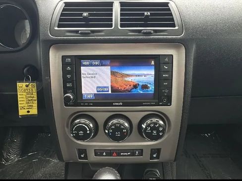 Used 2014 Dodge Challenger SRT8 RWD image 12