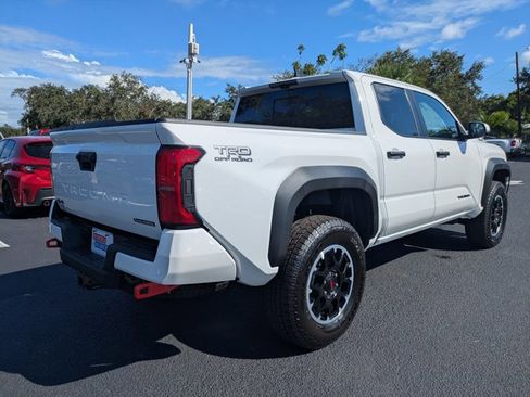 New 2025 Toyota Tacoma TRD Off-Road image 4