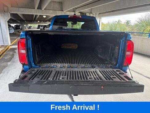 Used 2021 Chevrolet Colorado LT w/ Safety Package RWD image 18