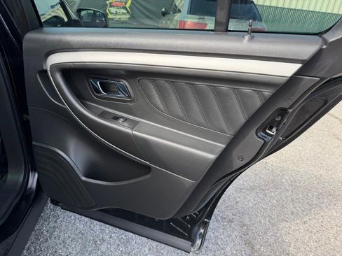 Used 2017 Ford Taurus SEL w/ Equipment Group 201A image 39