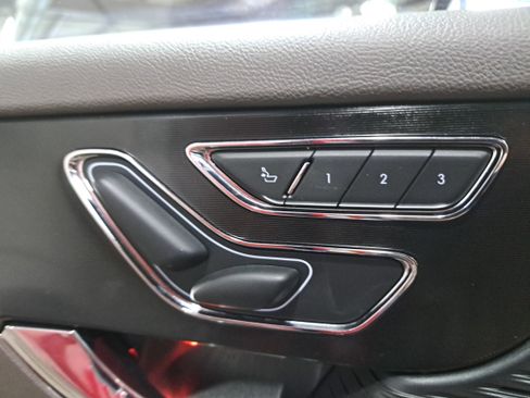 Used 2022 Lincoln Corsair Reserve w/ Equipment Group 201A image 30