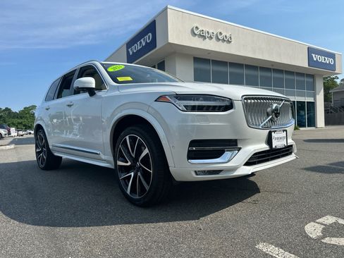 Used 2023 Volvo XC90 B5 Plus w/ Protection Package Premier AWD/4WD image 4