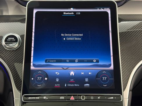 Used 2024 Mercedes-Benz GLC 43 AMG 4MATIC image 30