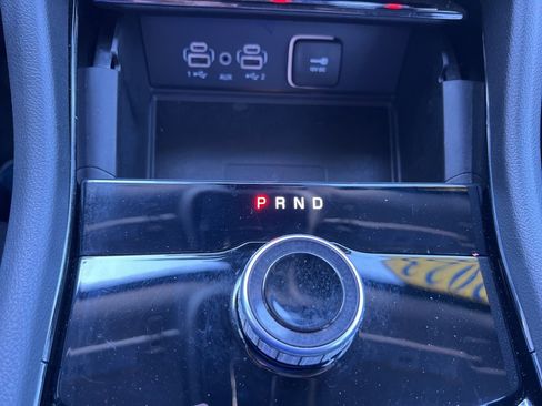 Used 2023 Jeep Grand Cherokee L Laredo w/ Luxury Tech Group I image 31