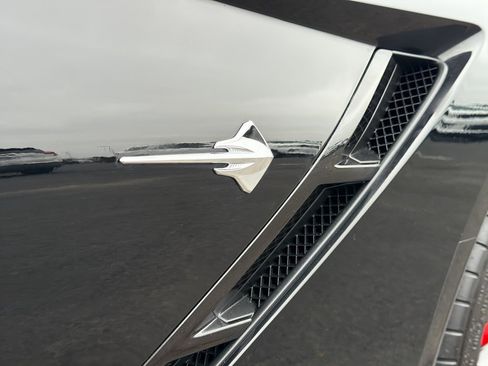 Used 2016 Chevrolet Corvette Z51 3LT Coupe image 11