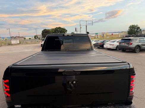 Used 2016 RAM 2500 Laramie w/ Convenience Group AWD/4WD image 9