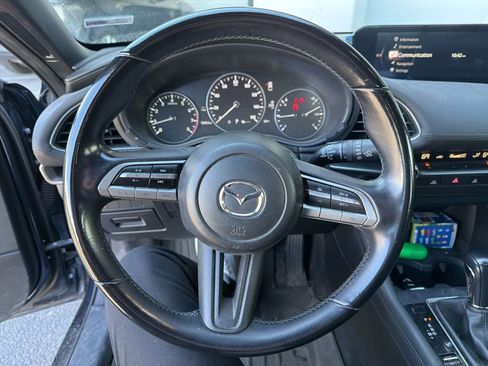 Used 2021 MAZDA MAZDA3 s image 4